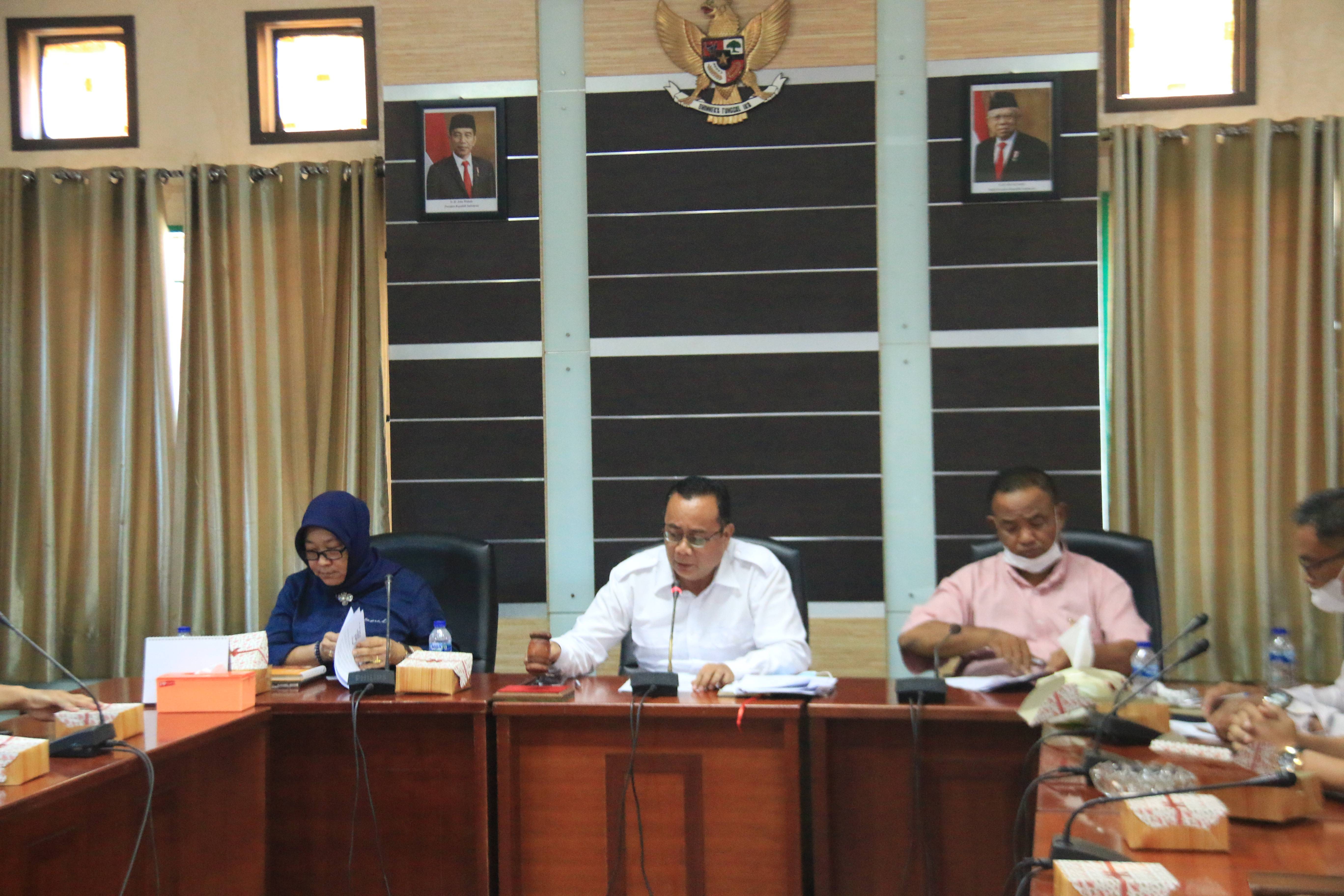 RAPAT KOMISI III BERSAMA PT. PNAU