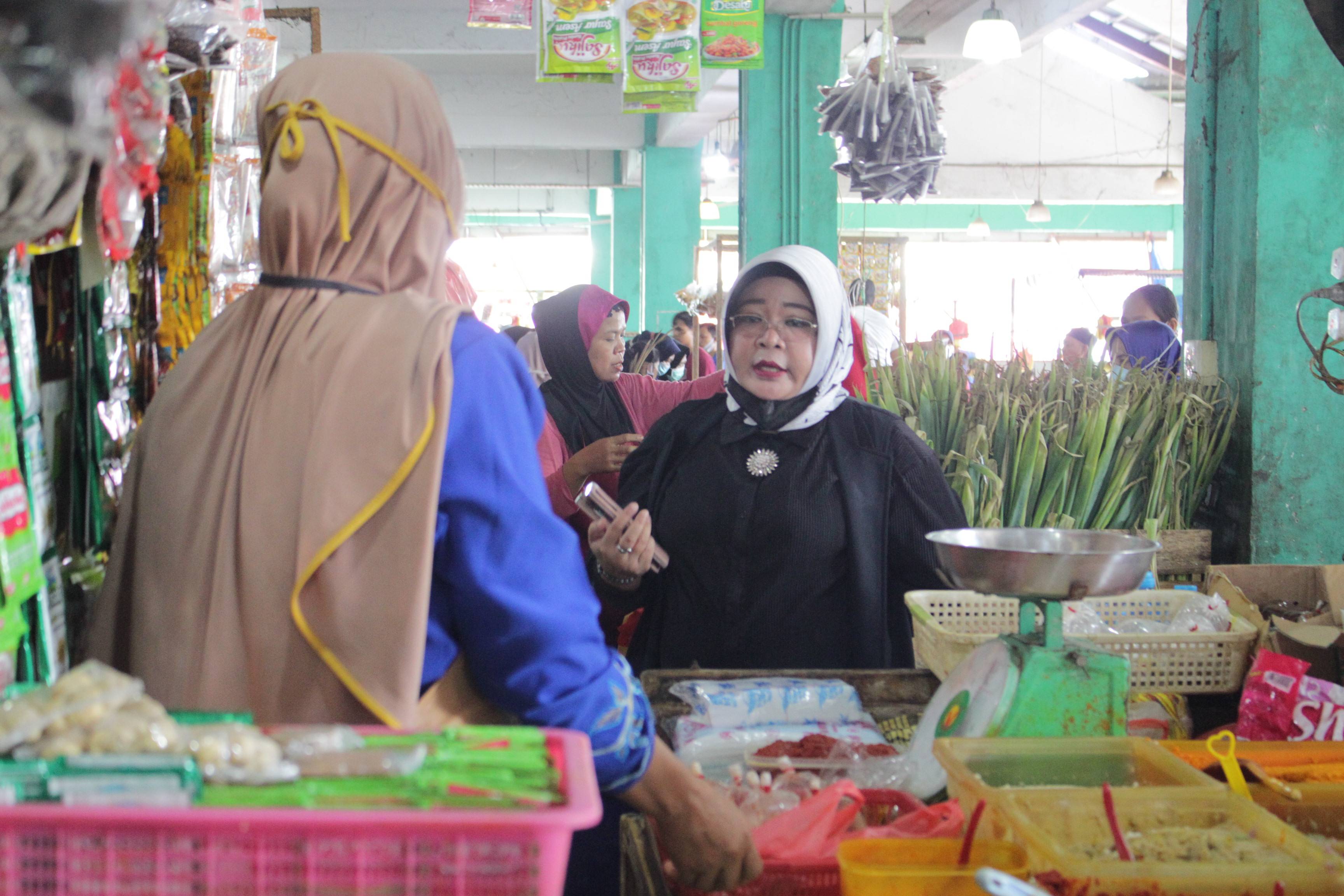 SIDAK KOMISI II KE PASAR MAIMUN