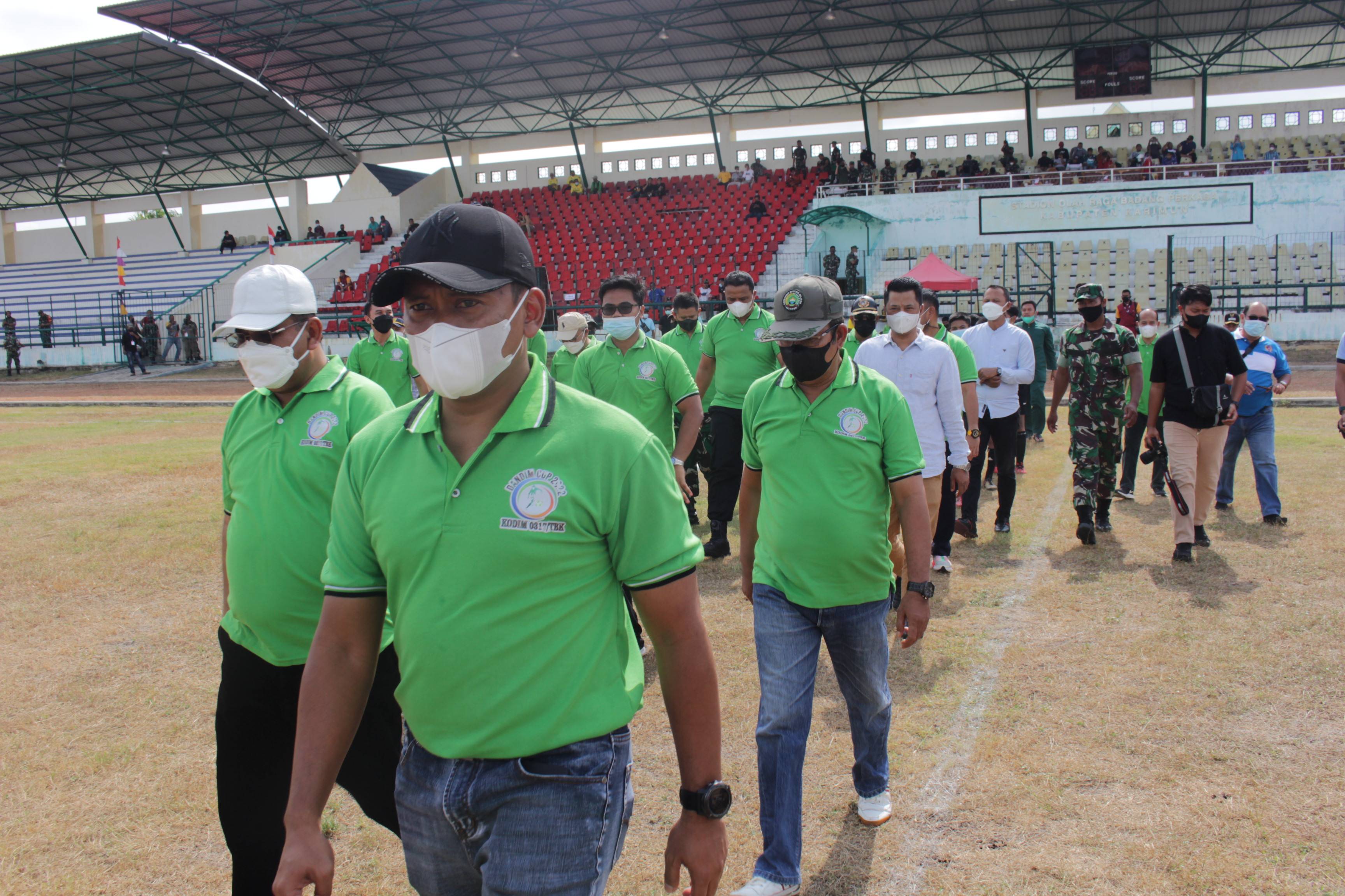 KETUA DPRD MENGHADIRI PEMBUKAAN TURNAMEN SEPAK BOLA DANMDIM CUP TAHUN 2022