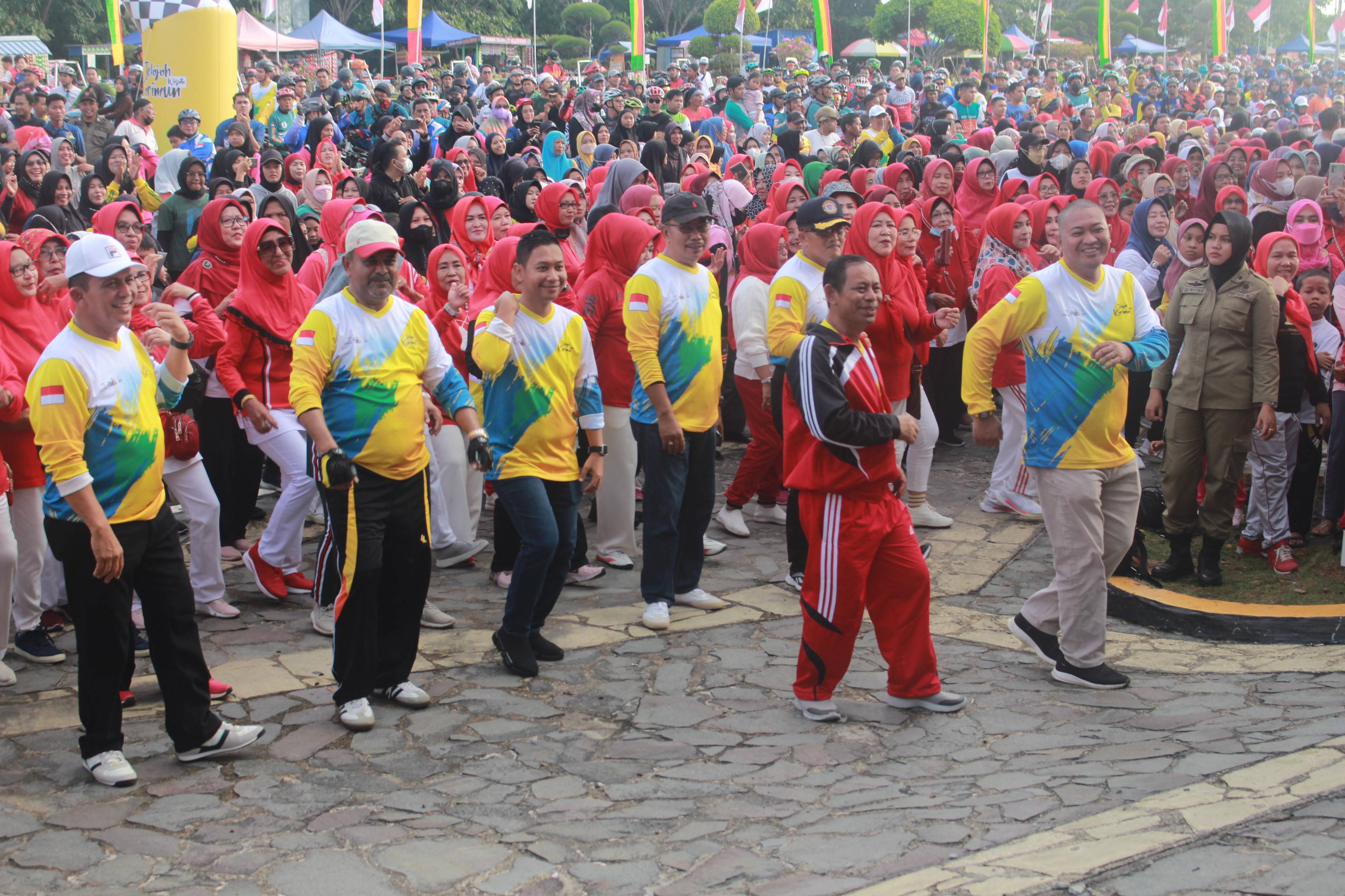 SEMARAK FESTIVAL JAJANAN NUSANTARA DAN CAR FREE DAY DI COASTAL AREA
